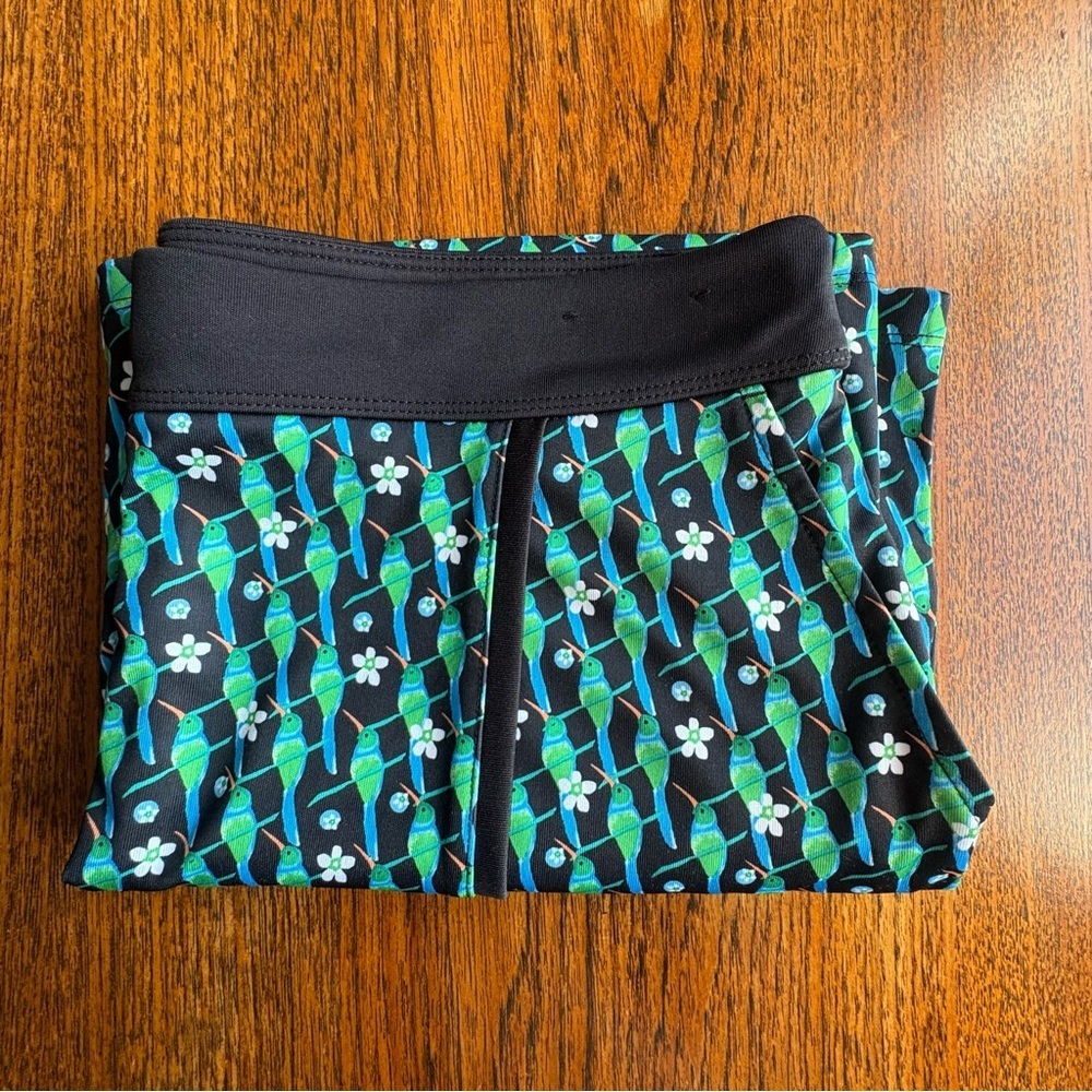 WOMENS HUMMINGBIRD PRINT WRAP GOLF/TENNIS SKORT SIZE MEDIUM - Picture 7 of 11
